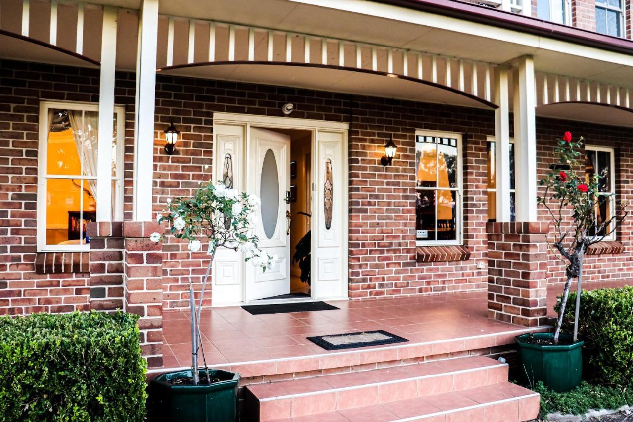 Plumes Boutique Bed & Breakfast Tamworth Eksteriør billede