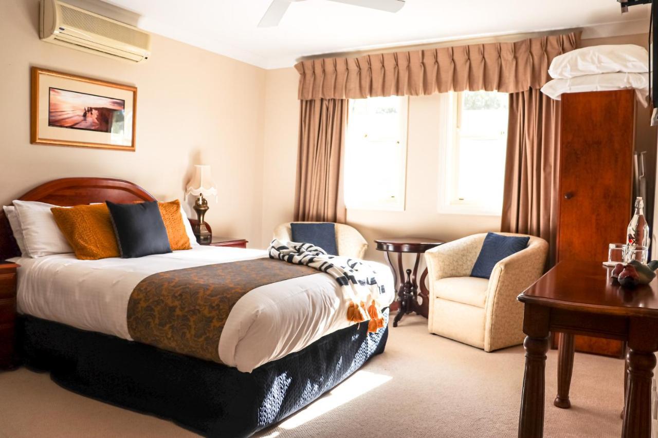Plumes Boutique Bed & Breakfast Tamworth Eksteriør billede