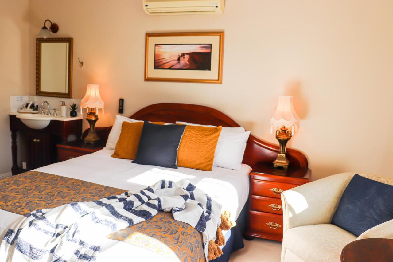 Plumes Boutique Bed & Breakfast Tamworth Eksteriør billede